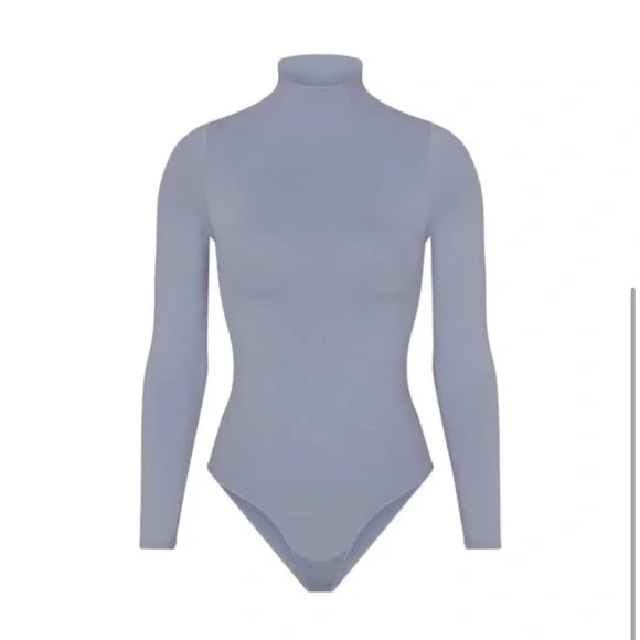 SKIMS Blue Long Sleeve Fitted Bodysuit - Picture 5 of 7